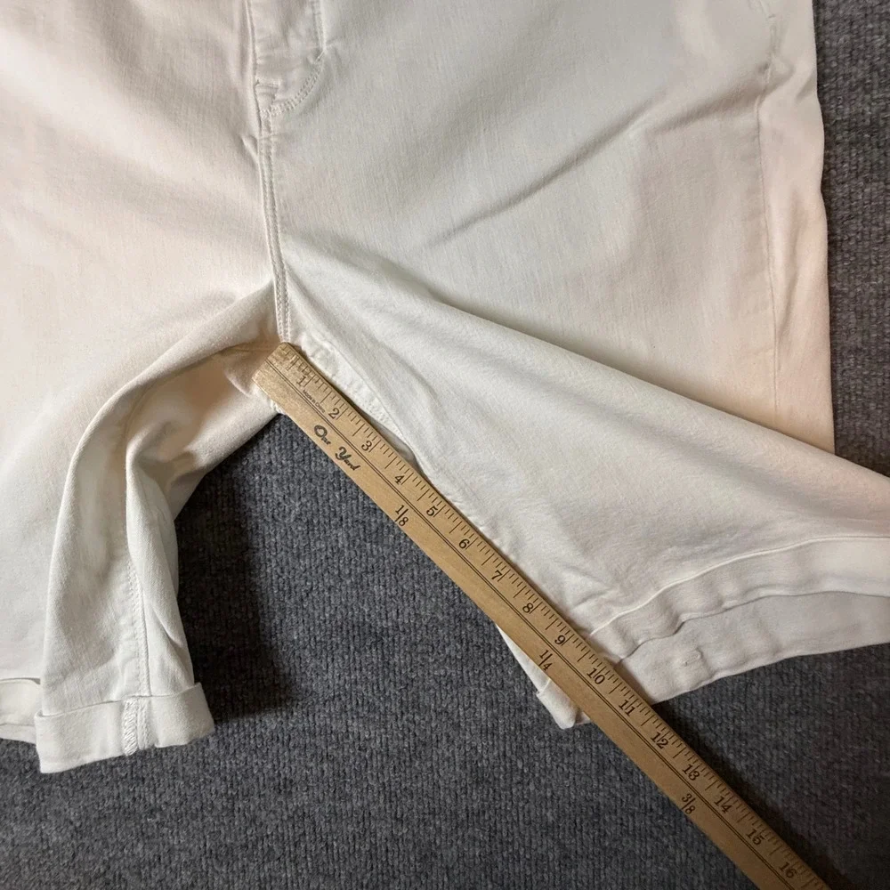 Curve Appeal Womens White Bermuda Shorts Plus Size 20W Stretch Twill Cuffed Hem